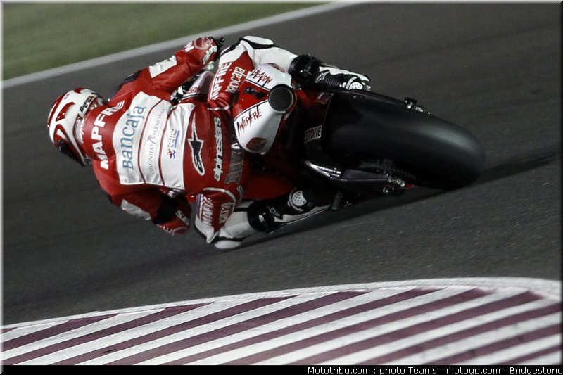 motogp_qatar_2011_barbera_13