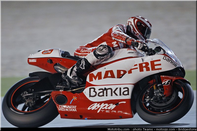 motogp_qatar_2011_barbera_19