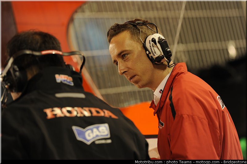 motogp_qatar_2011_bridgestone_01