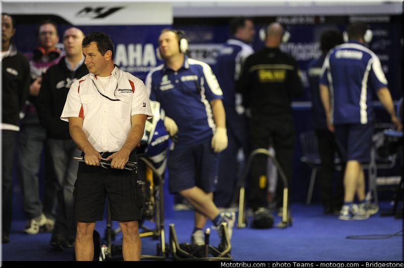 motogp_qatar_2011_bridgestone_05