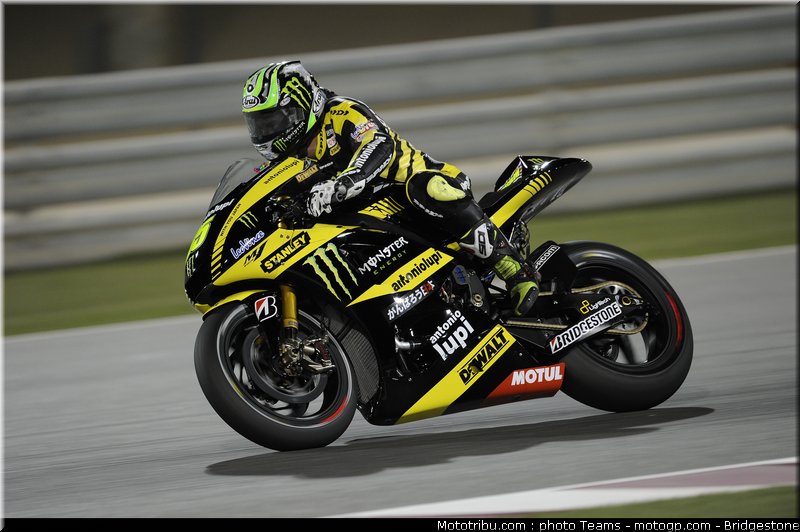 motogp_qatar_2011_crutchlow_04