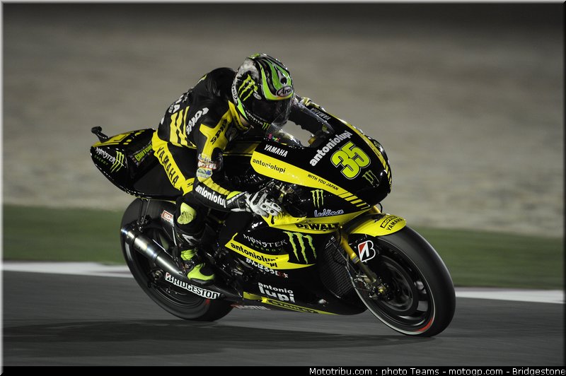 motogp_qatar_2011_crutchlow_06