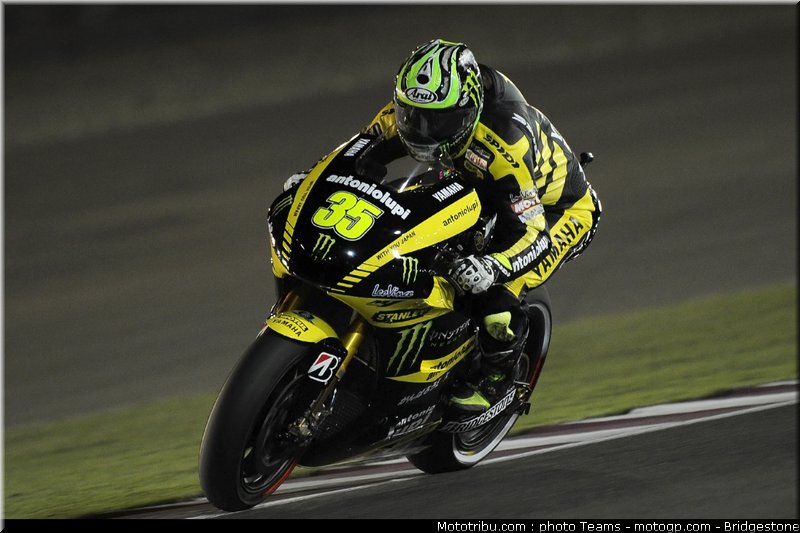 motogp_qatar_2011_crutchlow_08