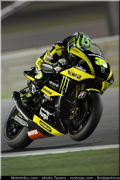 motogp_qatar_2011_crutchlow_09