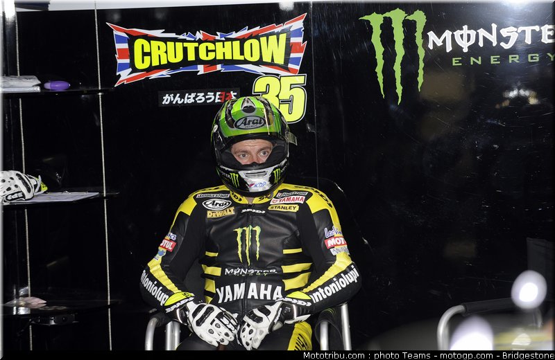 motogp_qatar_2011_crutchlow_11