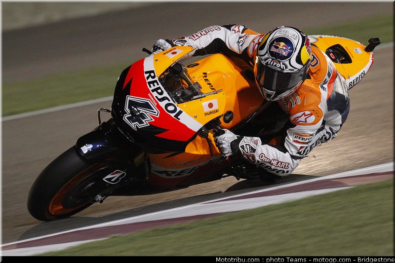 motogp_qatar_2011_dovizioso_01