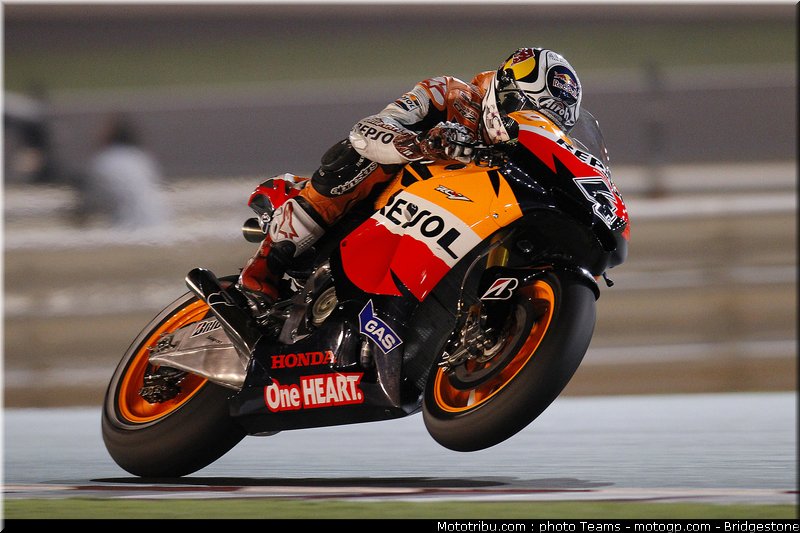 motogp_qatar_2011_dovizioso_05