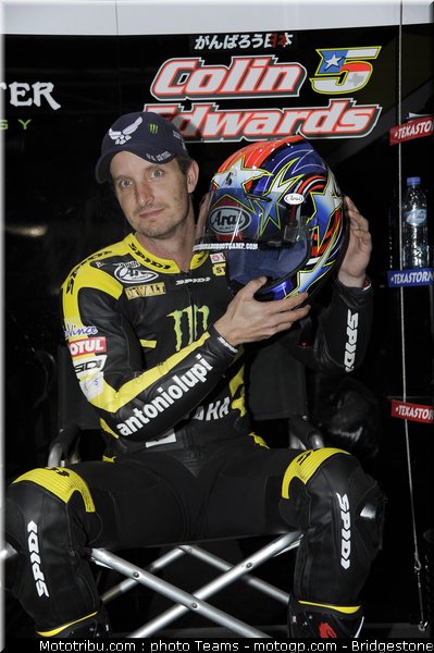 motogp_qatar_2011_edwards_05