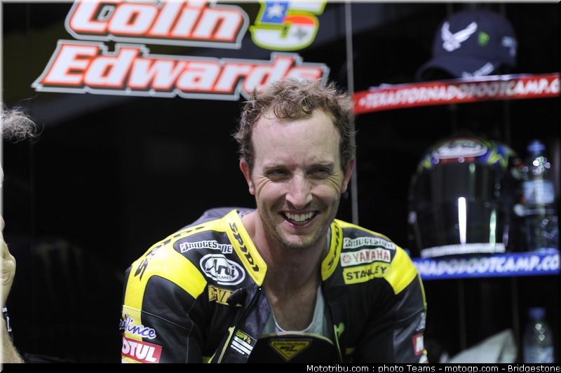 motogp_qatar_2011_edwards_16