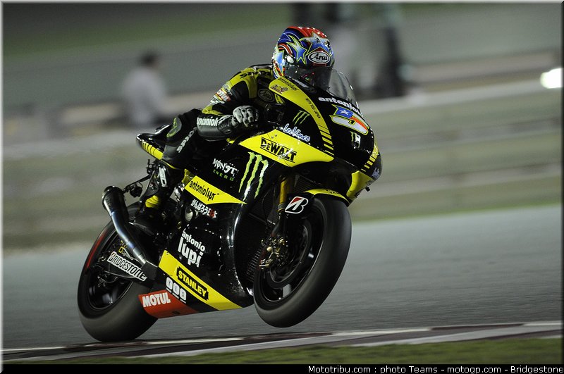 motogp_qatar_2011_edwards_28