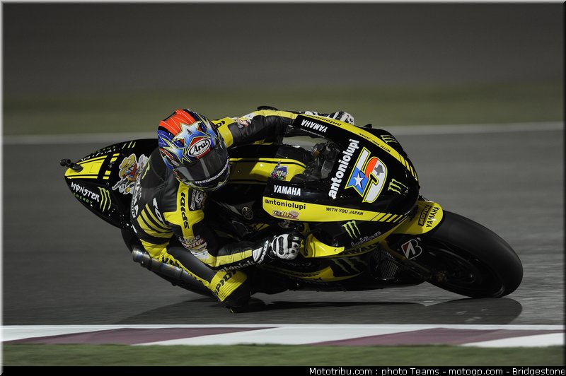 motogp_qatar_2011_edwards_30