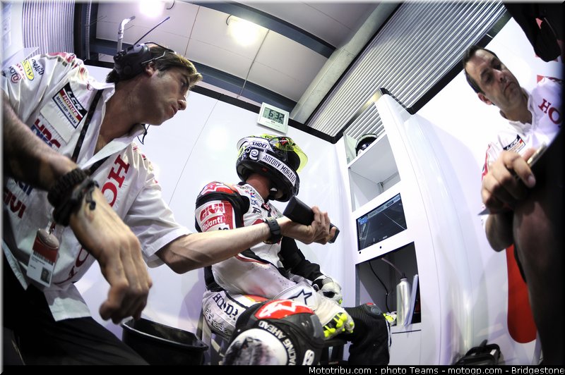 motogp_qatar_2011_elias_18