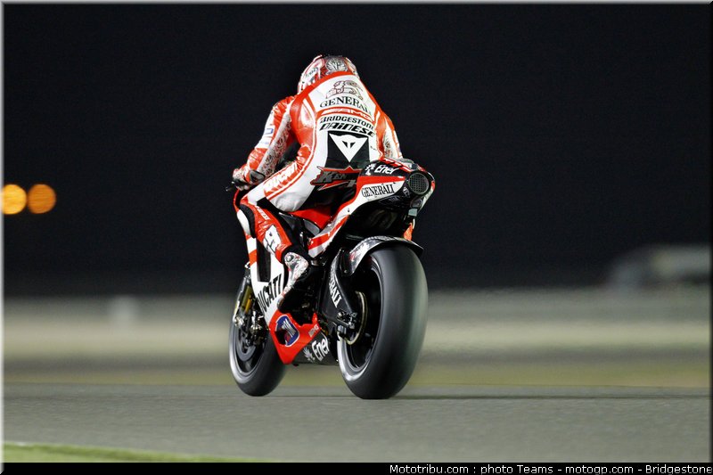 motogp_qatar_2011_hayden_04