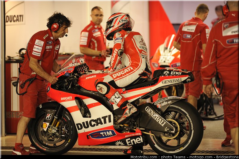 motogp_qatar_2011_hayden_16