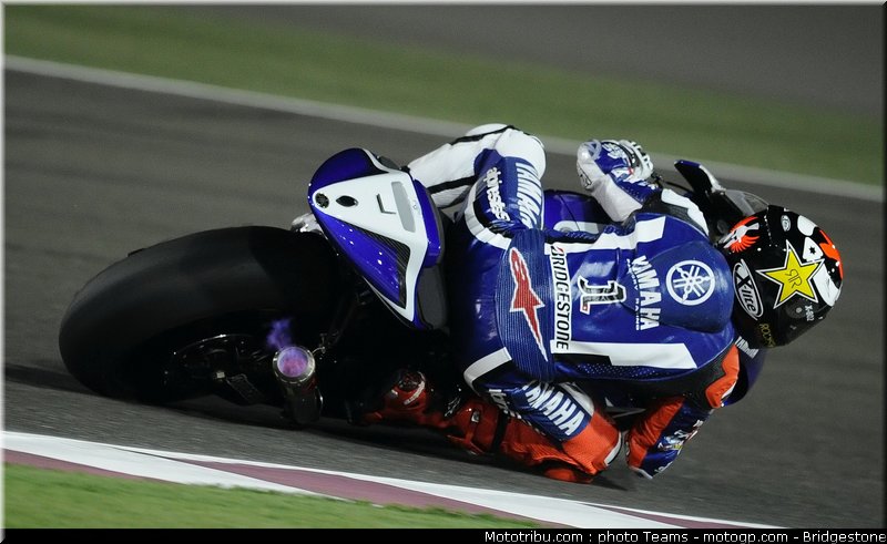 motogp_qatar_2011_lorenzo_010