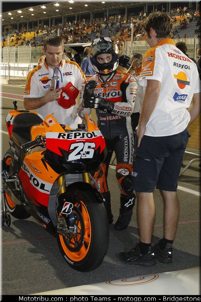 motogp_qatar_2011_pedrosa_20