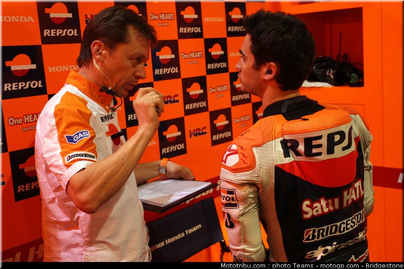 motogp_qatar_2011_pedrosa_24