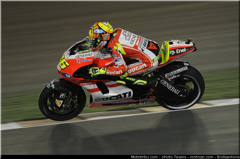 motogp_qatar_2011_rossi_12