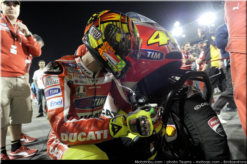 motogp_qatar_2011_rossi_14