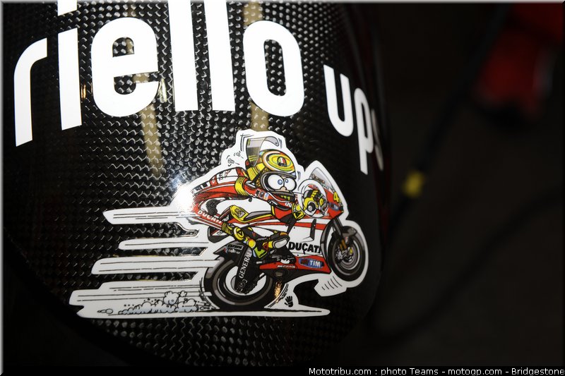 motogp_qatar_2011_rossi_16