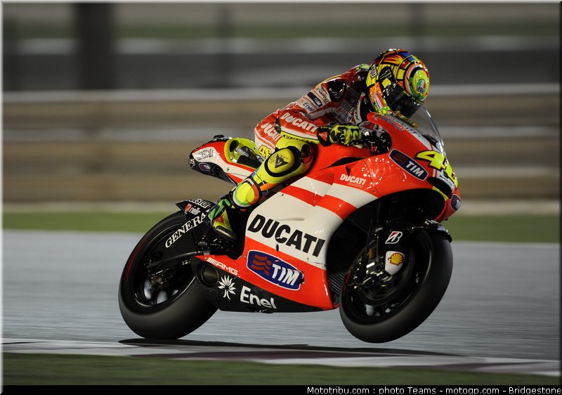 motogp_qatar_2011_rossi_21