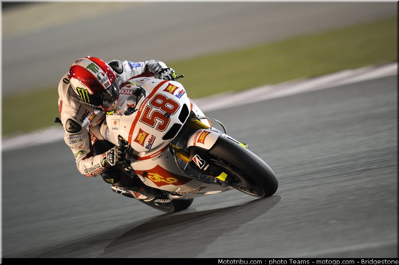 motogp_qatar_2011_simoncelli_25