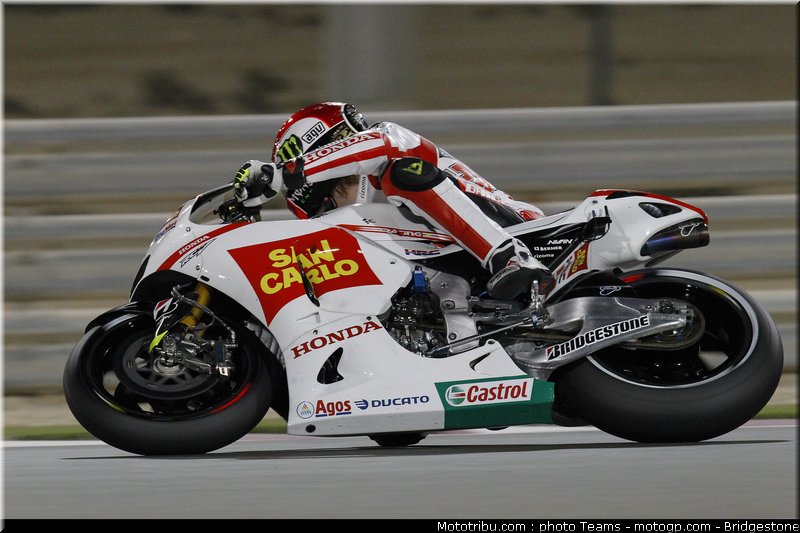 motogp_qatar_2011_simoncelli_33