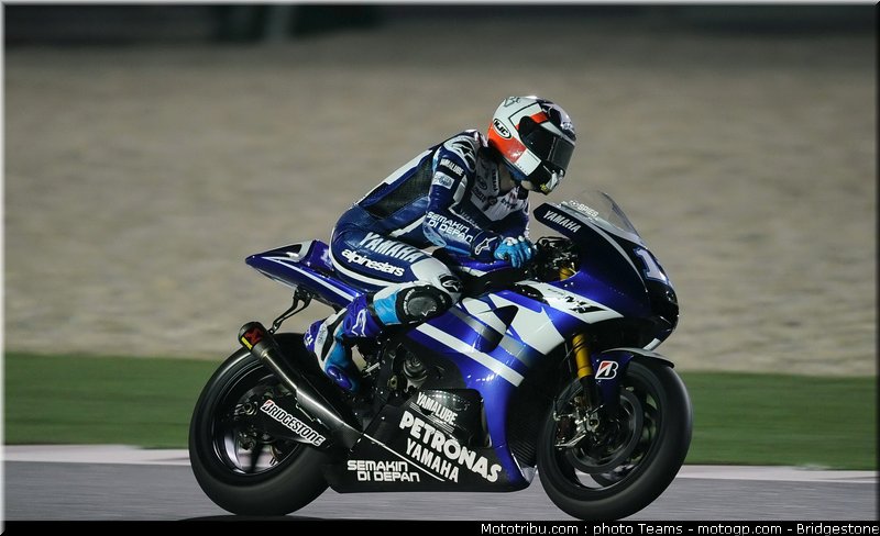 motogp_qatar_2011_spies_05
