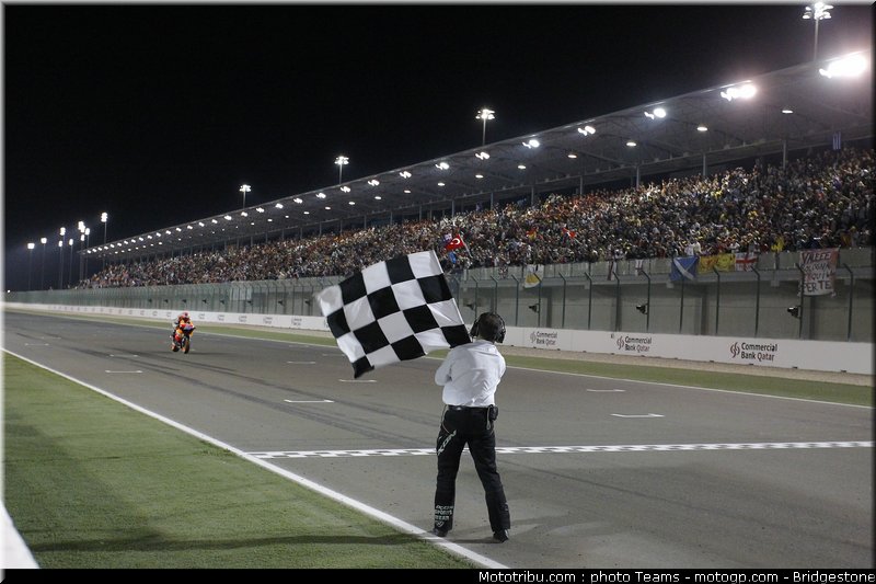 motogp_qatar_2011_stoner_02