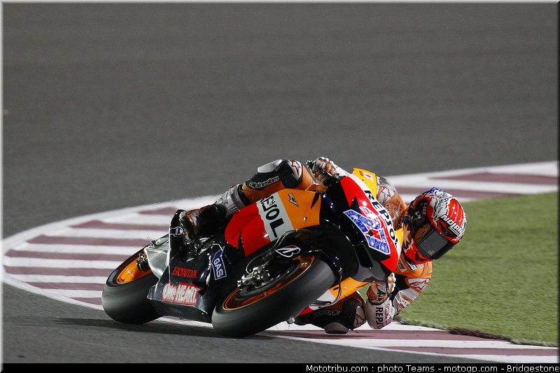 motogp_qatar_2011_stoner_11