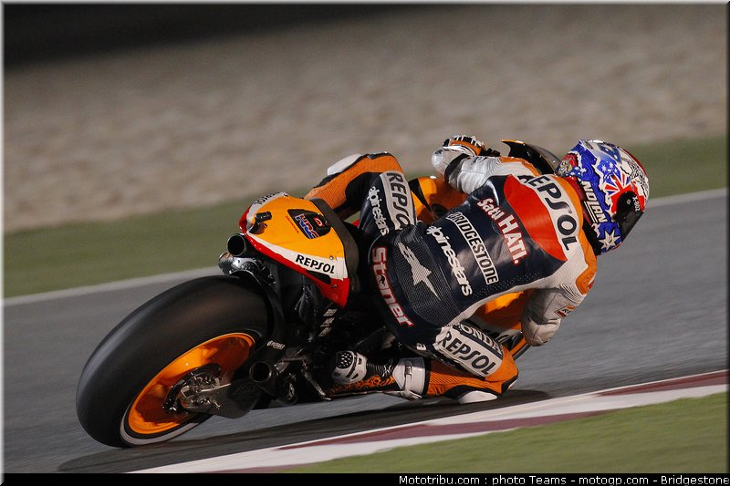 motogp_qatar_2011_stoner_13