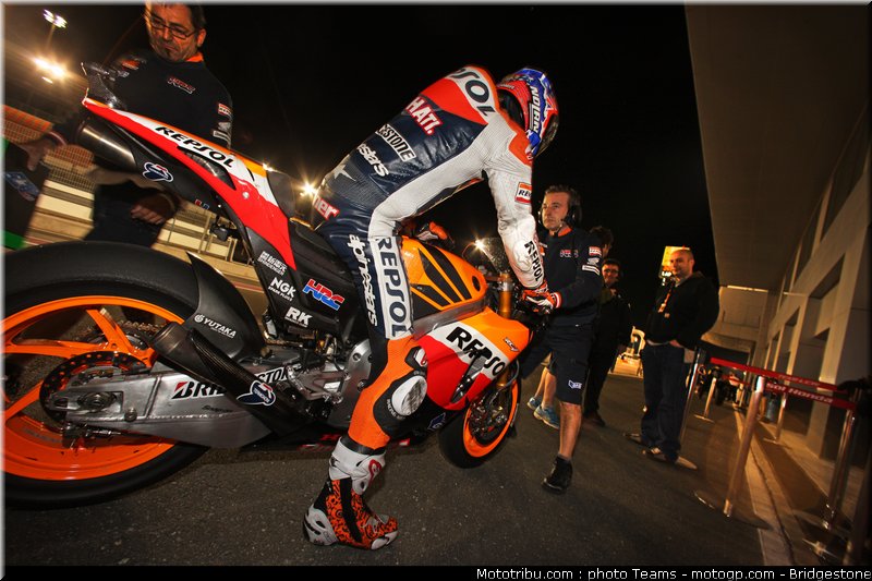 motogp_qatar_2011_stoner_16