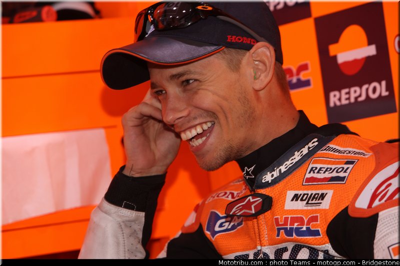 motogp_qatar_2011_stoner_18