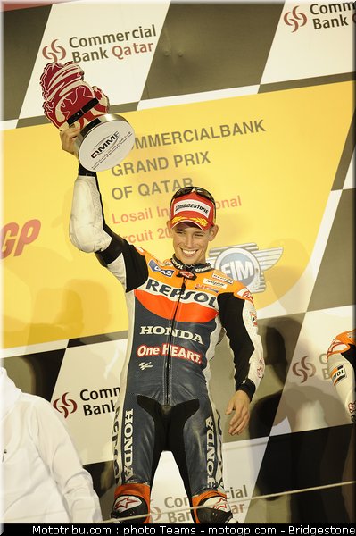 motogp_qatar_2011_stoner_30