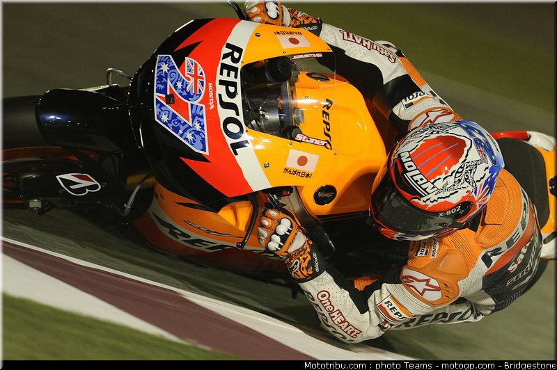 motogp_qatar_2011_stoner_33