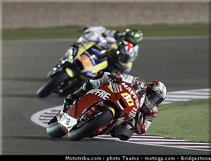 moto2_qatar_2011_021.jpg