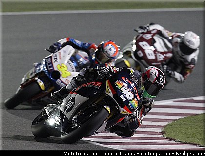 moto2_qatar_2011_029.jpg