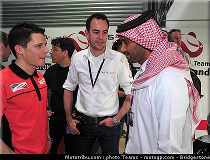 moto2_qatar_2011_bradl_04.jpg