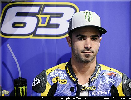moto2_qatar_2011_dimeglio_02.jpg