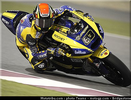 moto2_qatar_2011_dimeglio_05.jpg