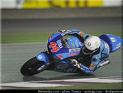moto2_qatar_2011_espargarop.jpg