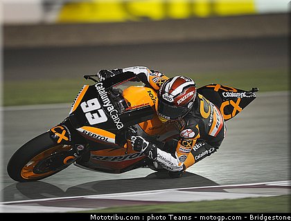 moto2_qatar_2011_marquez_05.jpg