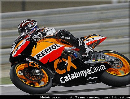 moto2_qatar_2011_marquez_07.jpg