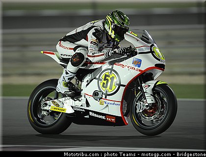 moto2_qatar_2011_pirro_01.jpg