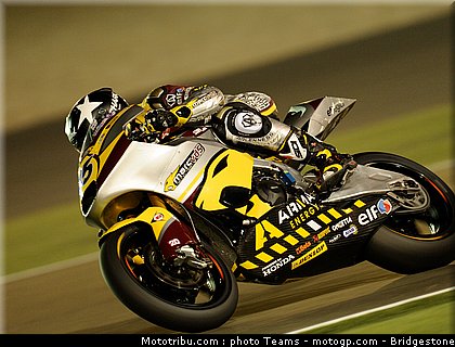 moto2_qatar_2011_redding_15.jpg