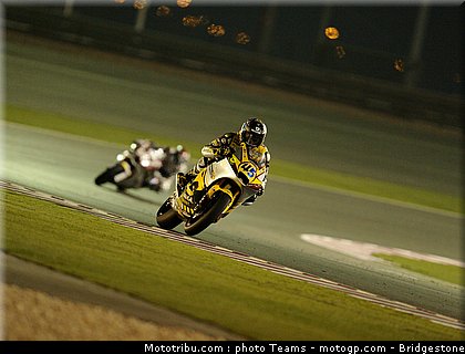 moto2_qatar_2011_redding_18.jpg