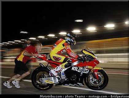 moto2_qatar_2011_simeon_01.jpg