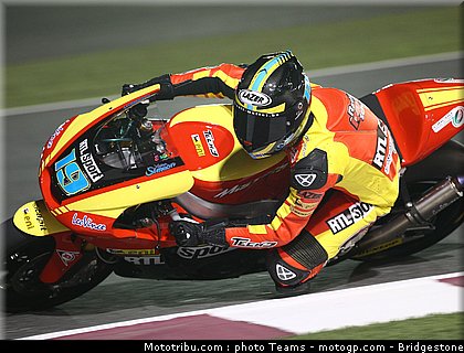 moto2_qatar_2011_simeon_04.jpg
