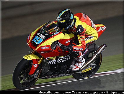 moto2_qatar_2011_simeon_05.jpg