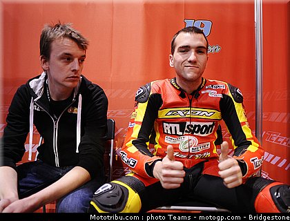 moto2_qatar_2011_simeon_07.jpg